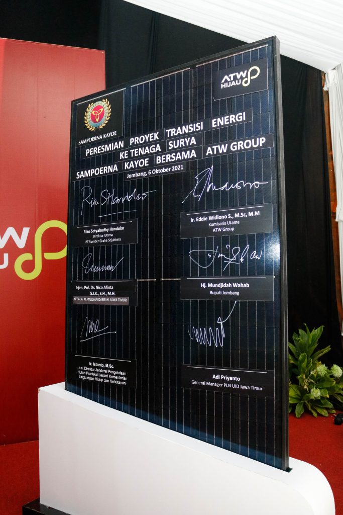 Sampoerna Kayoe Resmikan Panel Surya Mwp Pt Sumber Graha Maluku